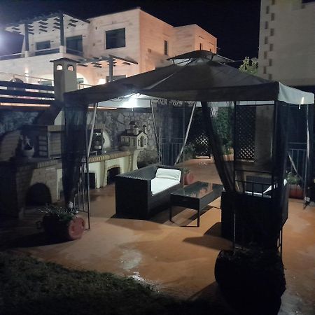 Nikos Studio カリヴェス エクステリア 写真